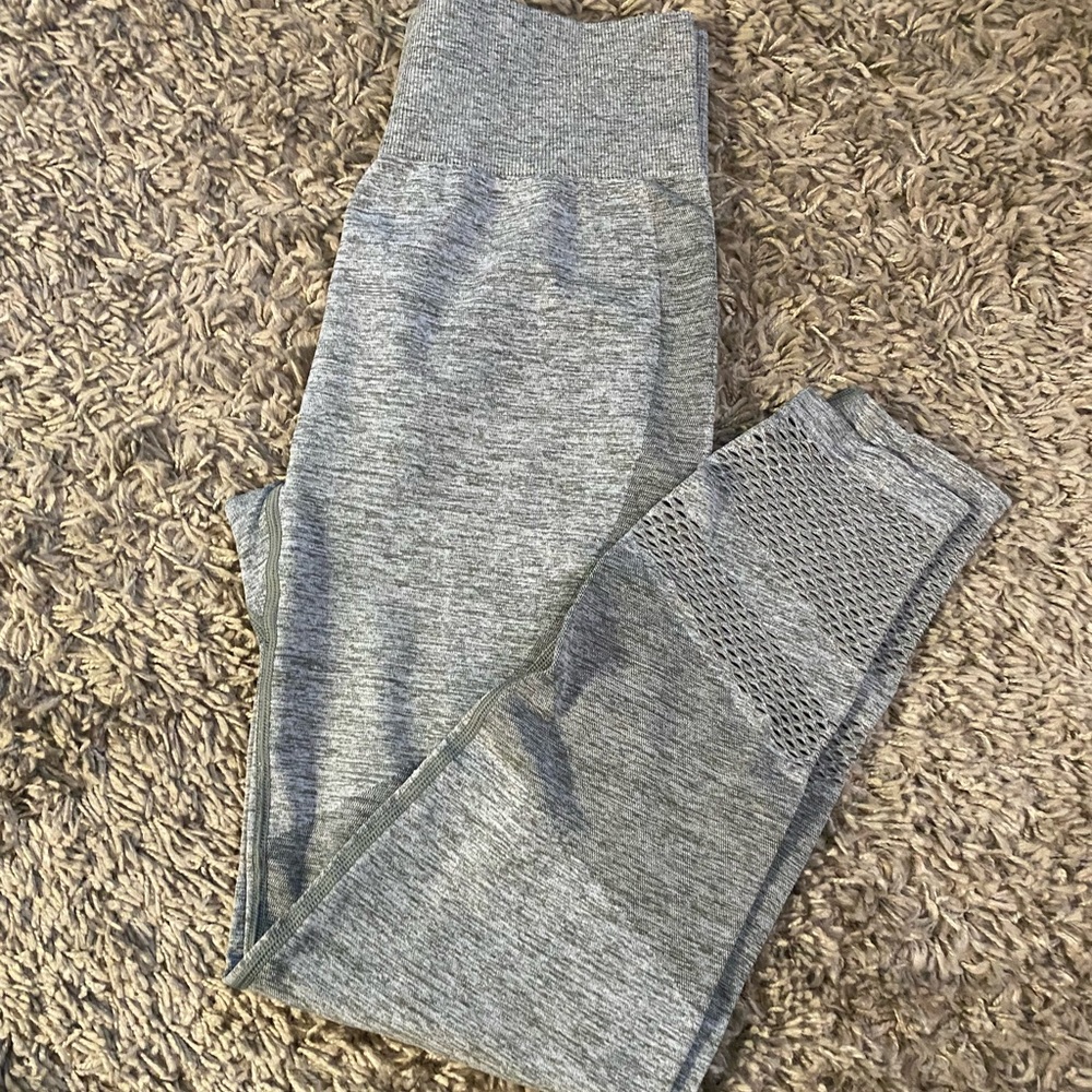 VS Pink Seamless Leggings!